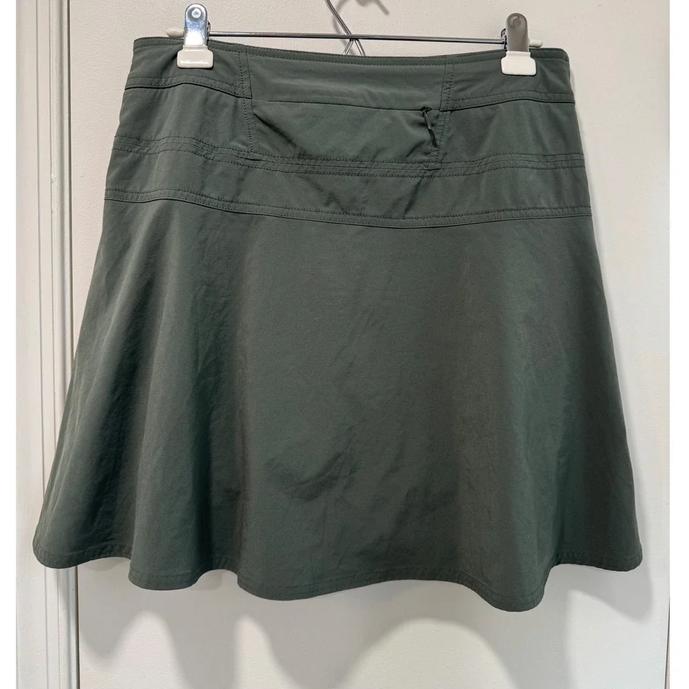 Athleta Womens Sage Green Active Skort Side Zip Stretch Hiking Golf Size‎ 10